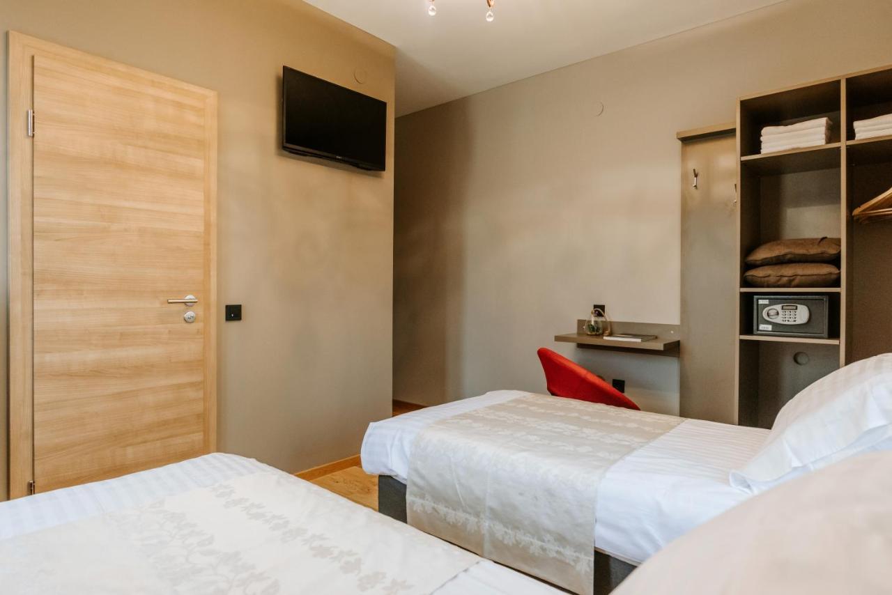 Rooms Verde Petrovce Exterior photo